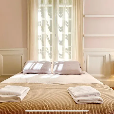 Avec Grande Terrasse Et Parc - Classe 4 Etoiles Étretat