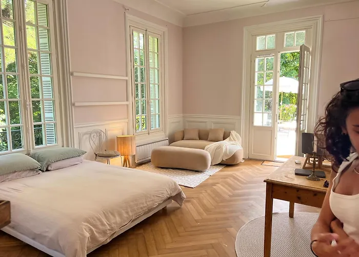 Avec Grande Terrasse Et Parc - Classe 4 Etoiles Apartment