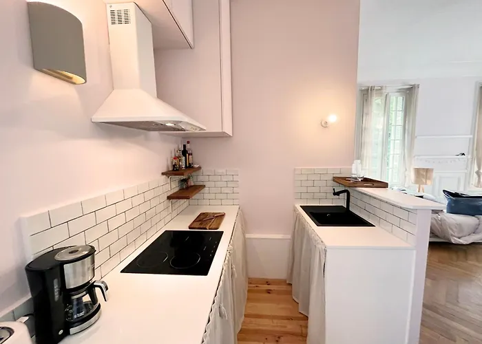 Avec Grande Terrasse Et Parc - Classe 4 Etoiles Etretat